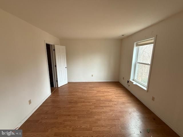 521 NORTHERN SPY DR, Linden, VA 22642