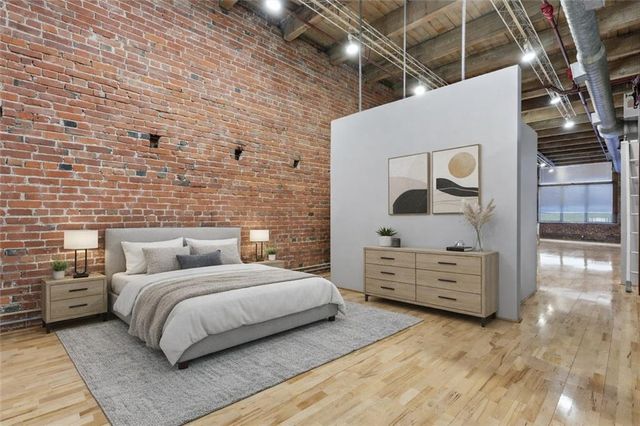 306 W 7 Street 203, Kansas City, MO 64105