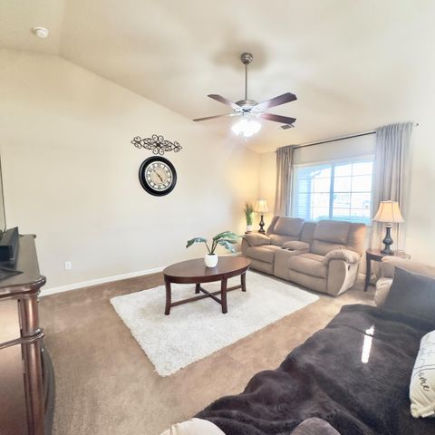 53 Dalton Avenue, Sanger, CA 93657