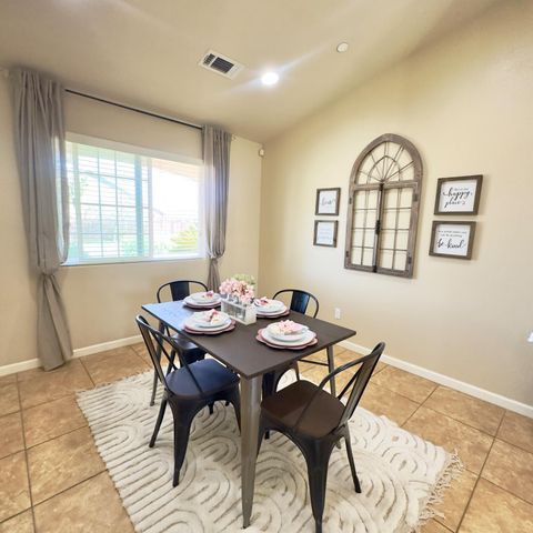 53 Dalton Avenue, Sanger, CA 93657