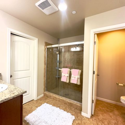 53 Dalton Avenue, Sanger, CA 93657