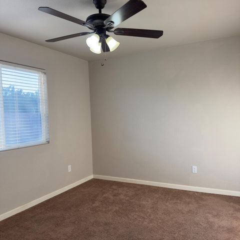 53 Dalton Avenue, Sanger, CA 93657