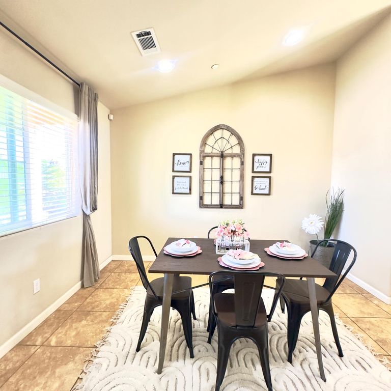 Image 25 of property listing at 53 Dalton Avenue, Sanger, CA 93657