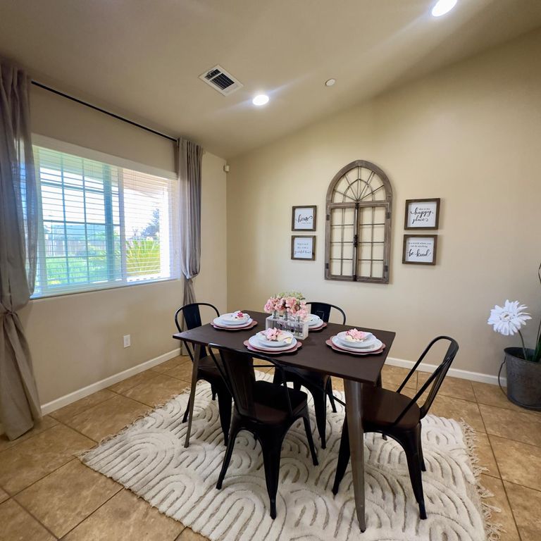 Image 26 of property listing at 53 Dalton Avenue, Sanger, CA 93657