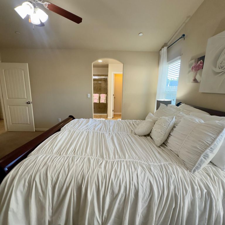 Image 35 of property listing at 53 Dalton Avenue, Sanger, CA 93657