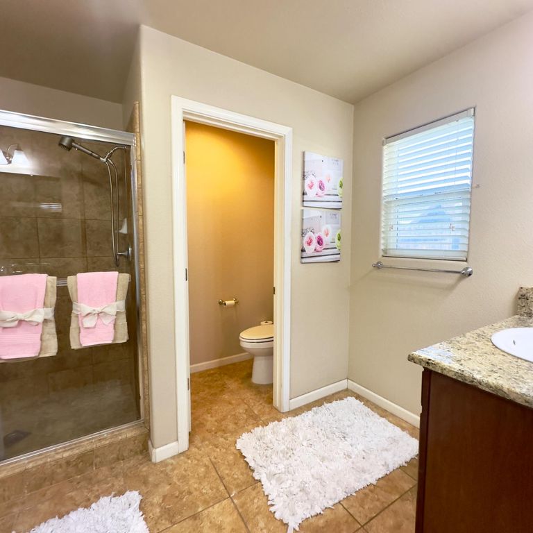 Image 40 of property listing at 53 Dalton Avenue, Sanger, CA 93657