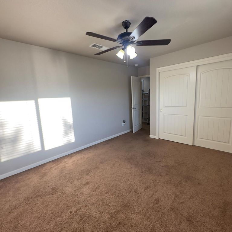 Image 51 of property listing at 53 Dalton Avenue, Sanger, CA 93657