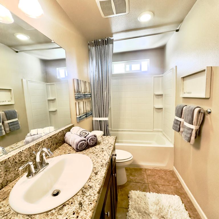 Image 56 of property listing at 53 Dalton Avenue, Sanger, CA 93657