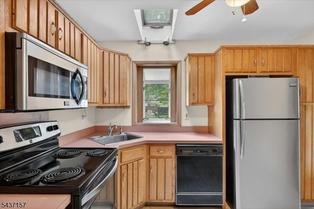 401 Canistear Rd, Vernon Twp., NJ 07460
