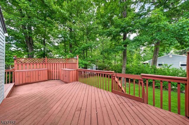 401 Canistear Rd, Vernon Twp., NJ 07460