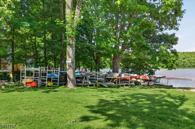 401 Canistear Rd, Vernon Twp., NJ 07460