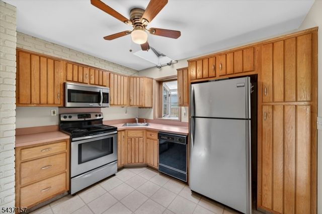 401 Canistear Rd, Vernon Twp., NJ 07460