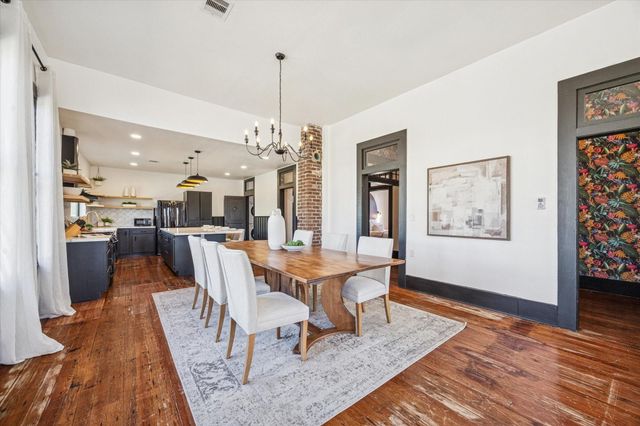 1920 Fulton Street, Houston, TX 77009