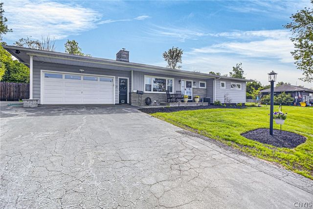37 Taber Road, New Hartford, NY 13413