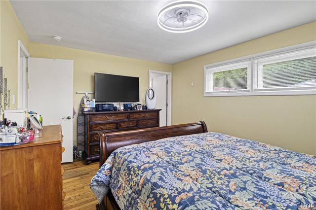 37 Taber Road, New Hartford, NY 13413