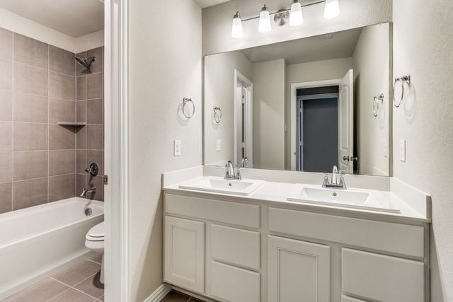 3740 Paradise Way, Sherman, TX 75090