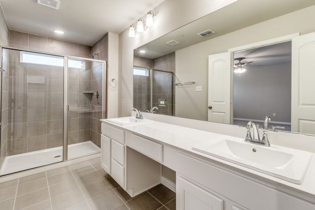 3740 Paradise Way, Sherman, TX 75090