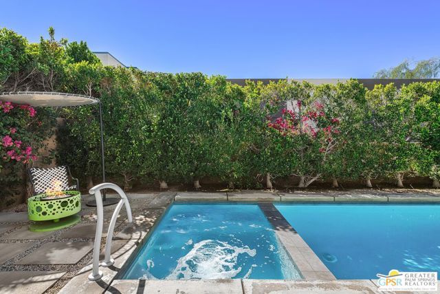4982 Cottier Way, Palm Springs, CA 92262