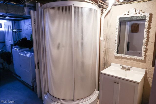 1311 Tuxedo Avenue, Parma, OH 44134