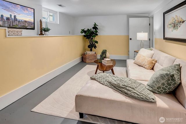 832 NW 63rd Street, Seattle, WA 98107
