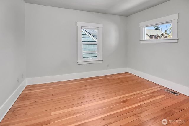 832 NW 63rd Street, Seattle, WA 98107