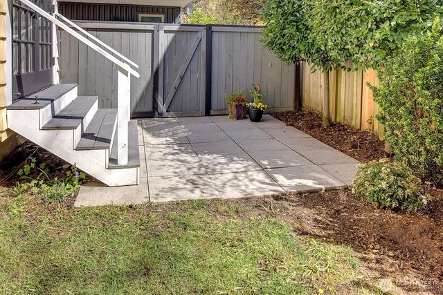 832 NW 63rd Street, Seattle, WA 98107