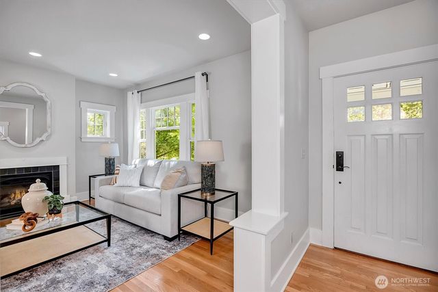 832 NW 63rd Street, Seattle, WA 98107