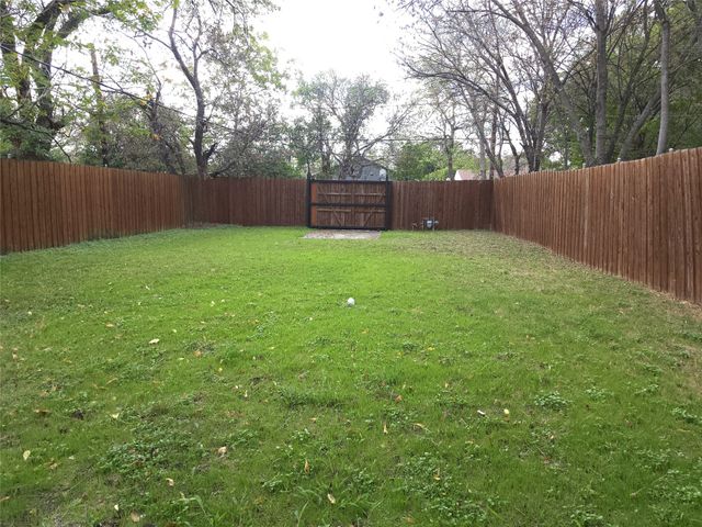 3123 Arizona Avenue, Dallas, TX 75216