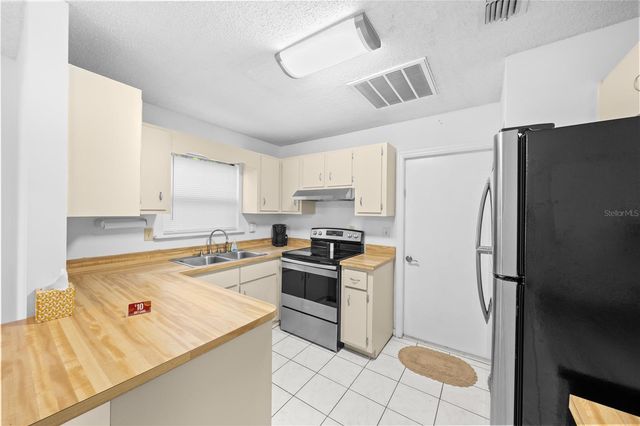 2701 NE 10TH STREET 101, Ocala, FL 34470