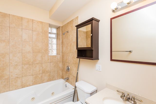 3510 W Cortland Street 3N, Chicago, IL 60647