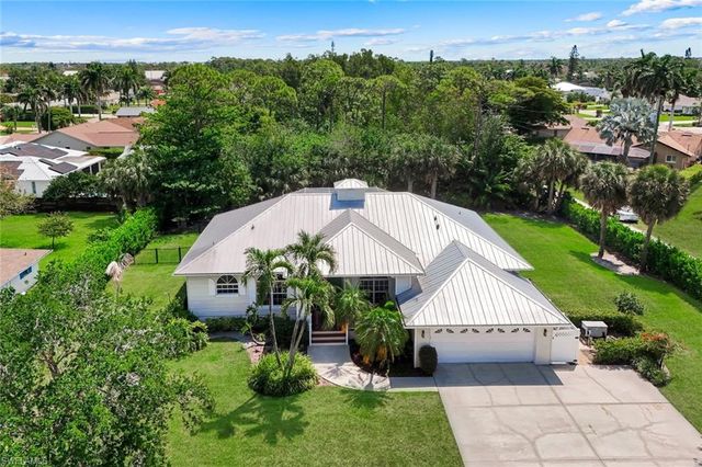 28165 Meadowlark LN, Bonita Springs, FL 34134