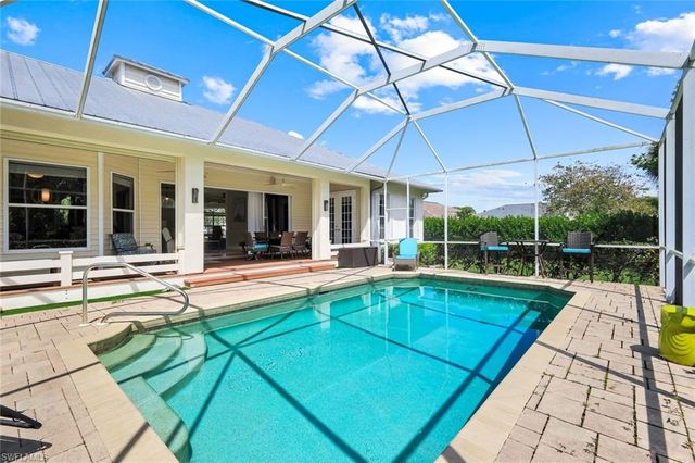 28165 Meadowlark LN, Bonita Springs, FL 34134