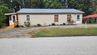 348 Bill Hunter Rd, Celina, TN 38551