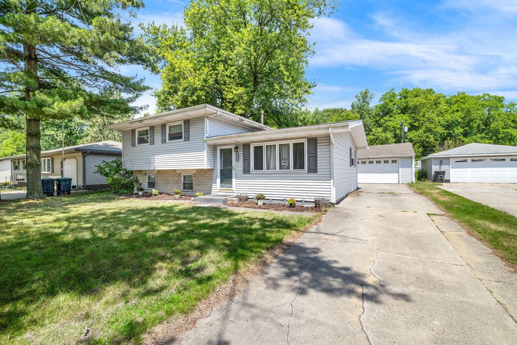 6540 Monument Avenue, Portage, IN 46368