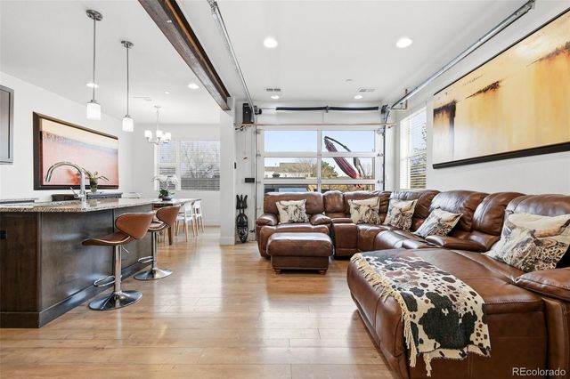 19585 E Sunset Circle, Aurora, CO 80015