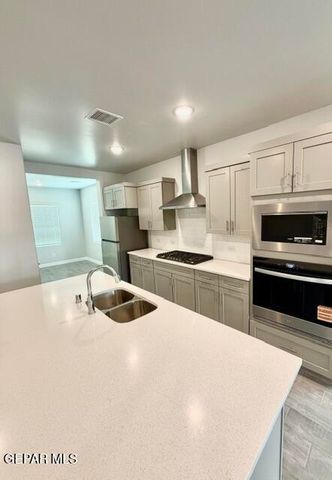 13972 Summer Valley Avenue, Horizon City, TX 79928