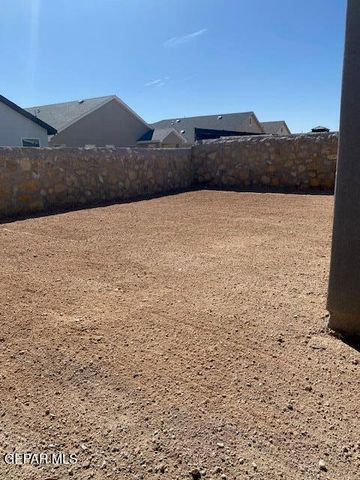 13972 Summer Valley Avenue, Horizon City, TX 79928