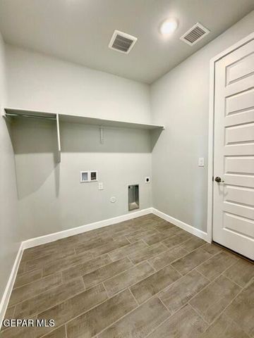 13972 Summer Valley Avenue, Horizon City, TX 79928