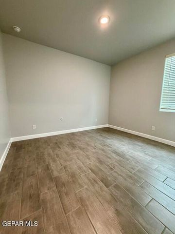 13972 Summer Valley Avenue, Horizon City, TX 79928