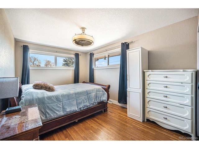 6110 S Southwood Dr, Centennial, CO 80121