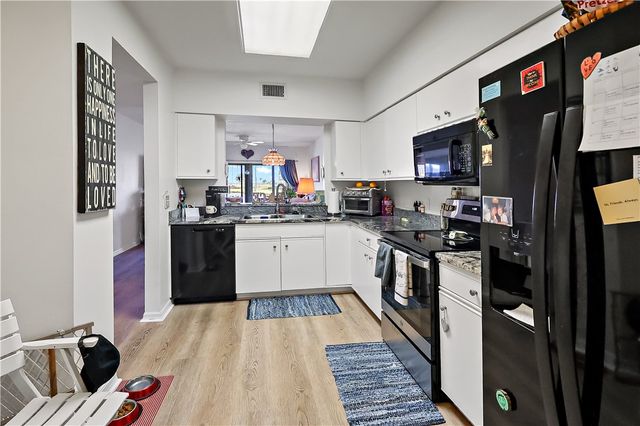 6232 N Mirror Lake Drive 612, Sebastian, FL 32958