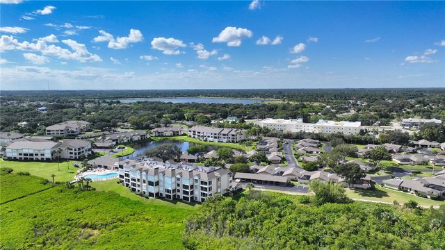 6232 N Mirror Lake Drive 612, Sebastian, FL 32958