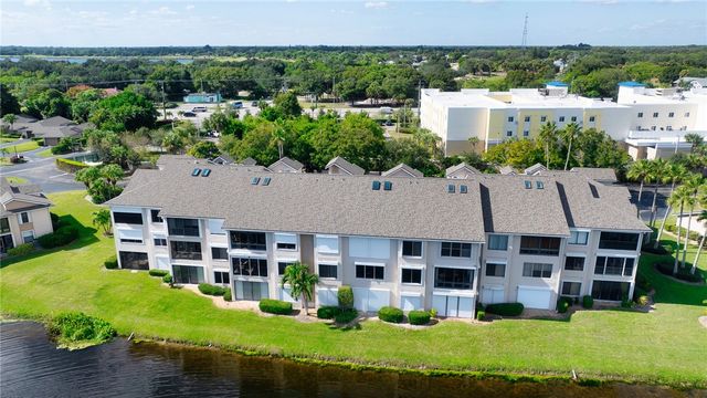 6232 N Mirror Lake Drive 612, Sebastian, FL 32958