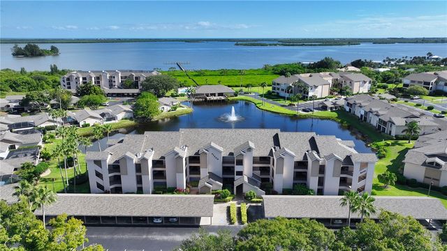 6232 N Mirror Lake Drive 612, Sebastian, FL 32958