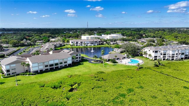 6232 N Mirror Lake Drive 612, Sebastian, FL 32958