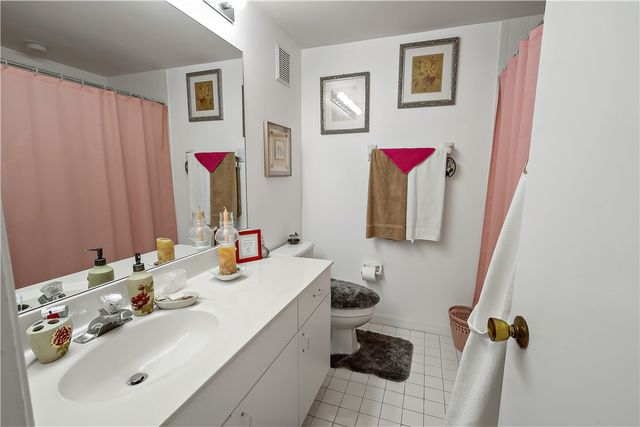 6232 N Mirror Lake Drive 612, Sebastian, FL 32958