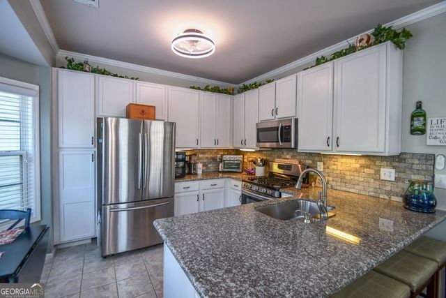 1093 SCALES Road, Suwanee, GA 30024