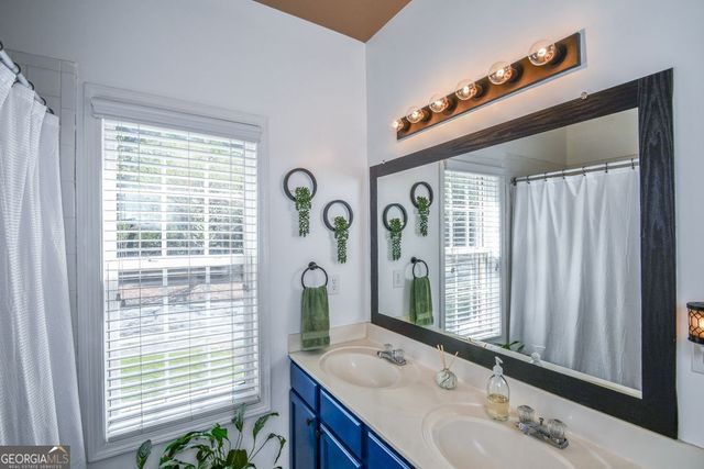 1093 SCALES Road, Suwanee, GA 30024