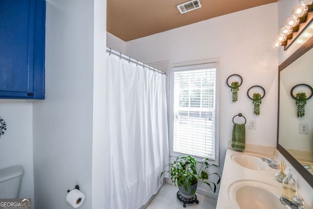 1093 SCALES Road, Suwanee, GA 30024