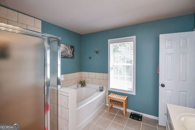 1093 SCALES Road, Suwanee, GA 30024